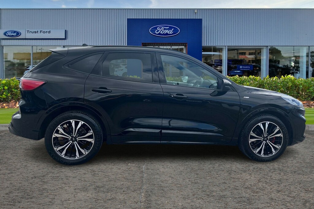 Ford Kuga 1.5 Ecoboost 150 St-line X Edition Black #3
