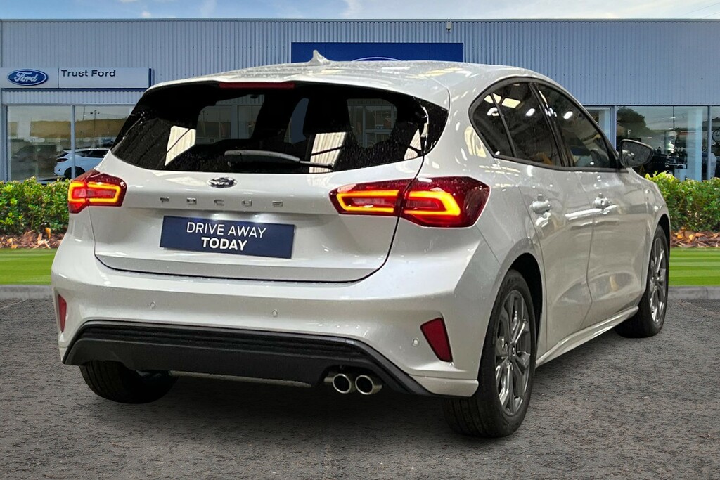 Ford Focus 1.0 Ecoboost Hybrid Mhev St-line 5Dr- Parking Sens Silver #4