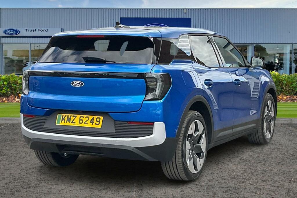 Ford Explorer Extended Range 79Kwh Premium Suv Blue #4