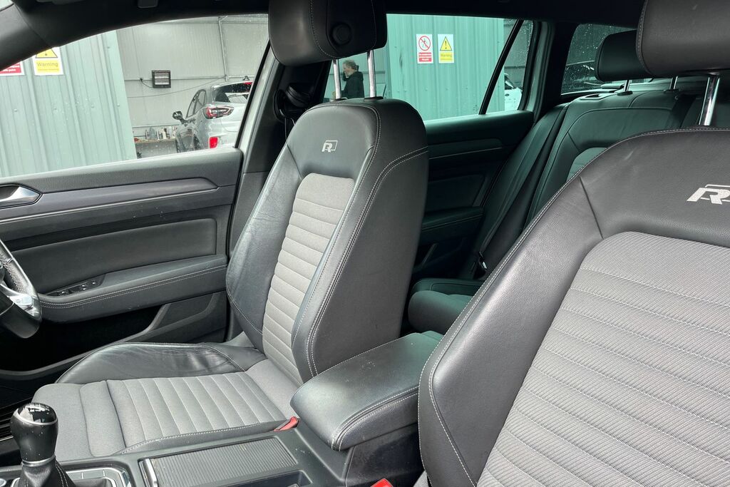 Volkswagen Passat 2.0 Tdi Bluemotion Tech Se Business Dsg Euro 6 S Blue #19
