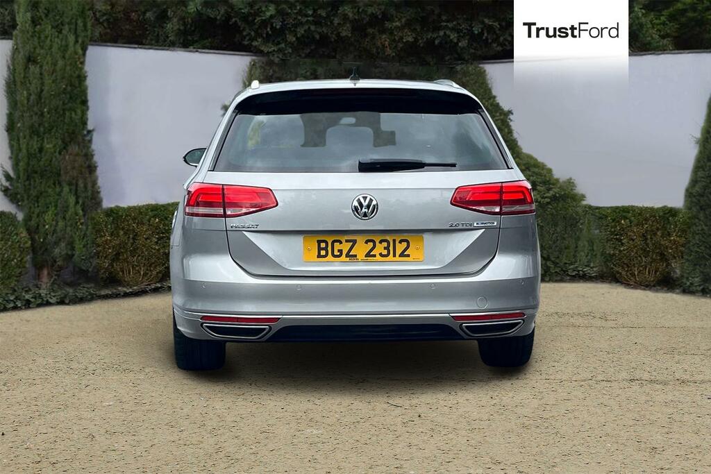 Volkswagen Passat 2.0 Tdi Bluemotion Tech Se Business Dsg Euro 6 S Blue #7