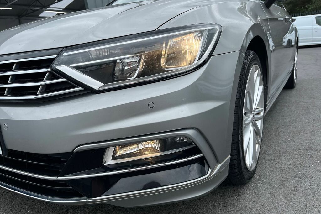 Volkswagen Passat 2.0 Tdi Bluemotion Tech Se Business Dsg Euro 6 S Blue #23