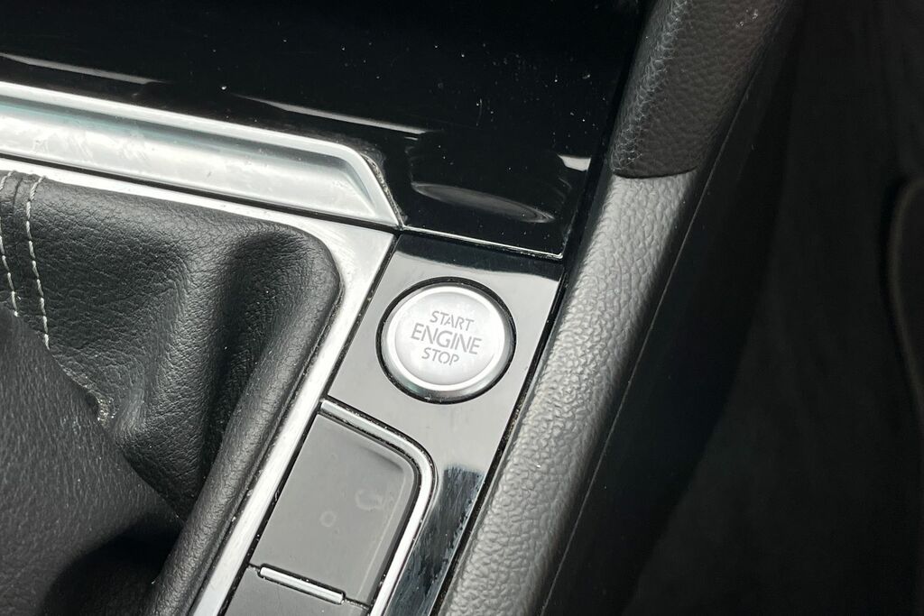 Volkswagen Passat 2.0 Tdi Bluemotion Tech Se Business Dsg Euro 6 S Blue #36