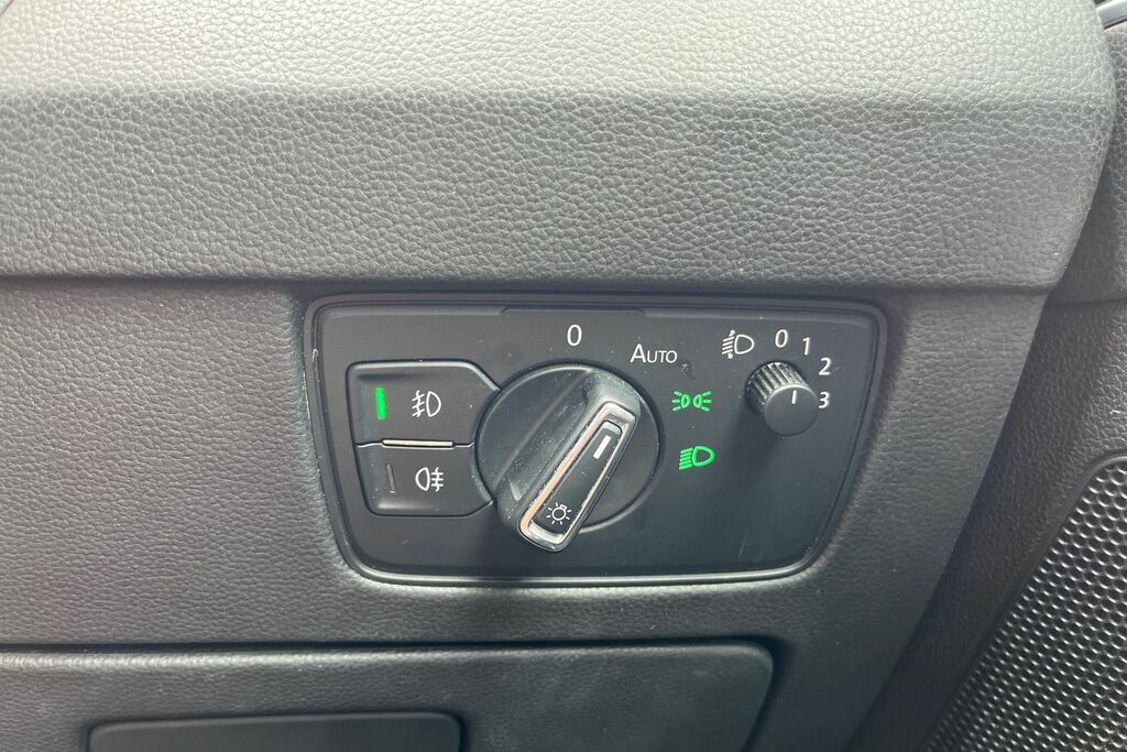 Volkswagen Passat 2.0 Tdi Bluemotion Tech Se Business Dsg Euro 6 S Blue #28