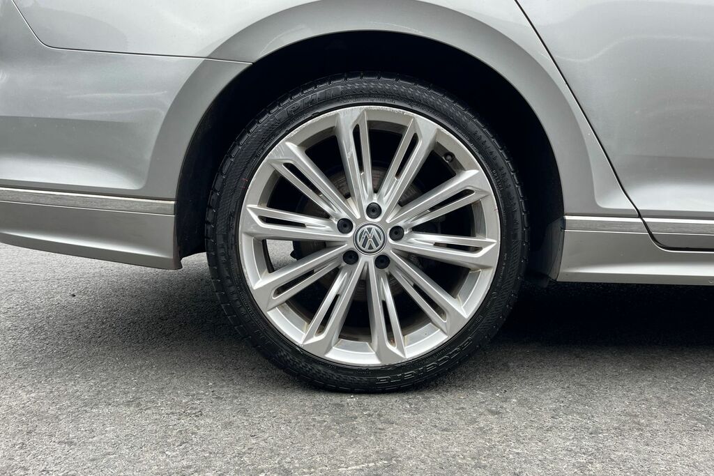 Volkswagen Passat 2.0 Tdi Bluemotion Tech Se Business Dsg Euro 6 S Blue #8