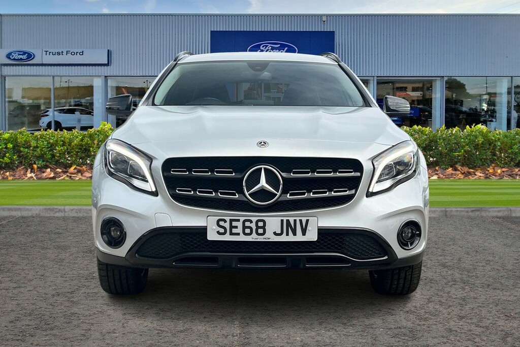 Mercedes-Benz GLA Class Gla 180 Urban Edition Silver #6