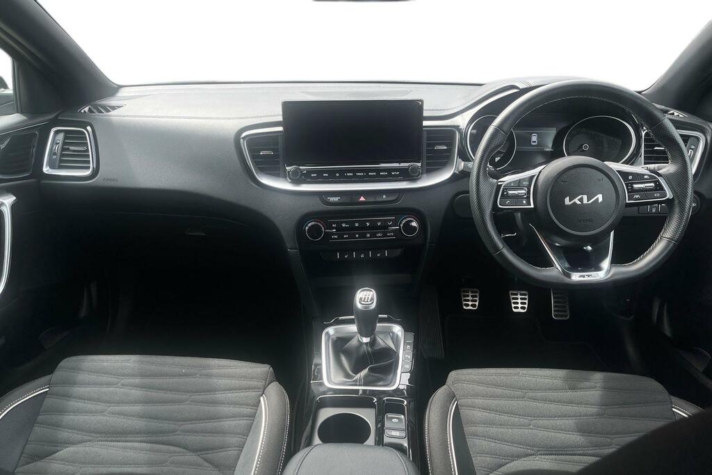 Kia Proceed 1.5 T Gdi Gt Line Shooting Brake Red #10
