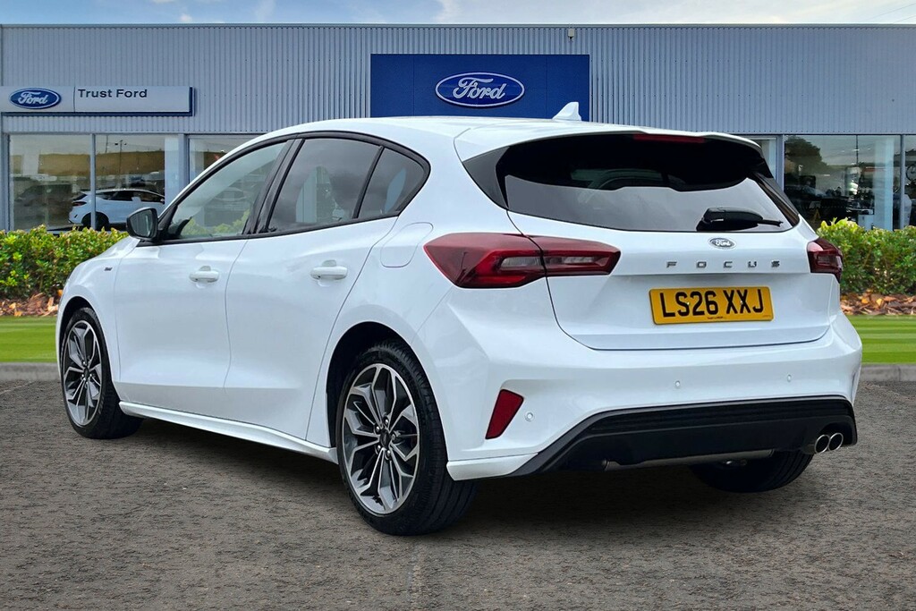Ford Focus 1.0T Ecoboost Mhev St-line X Hatchback White #2