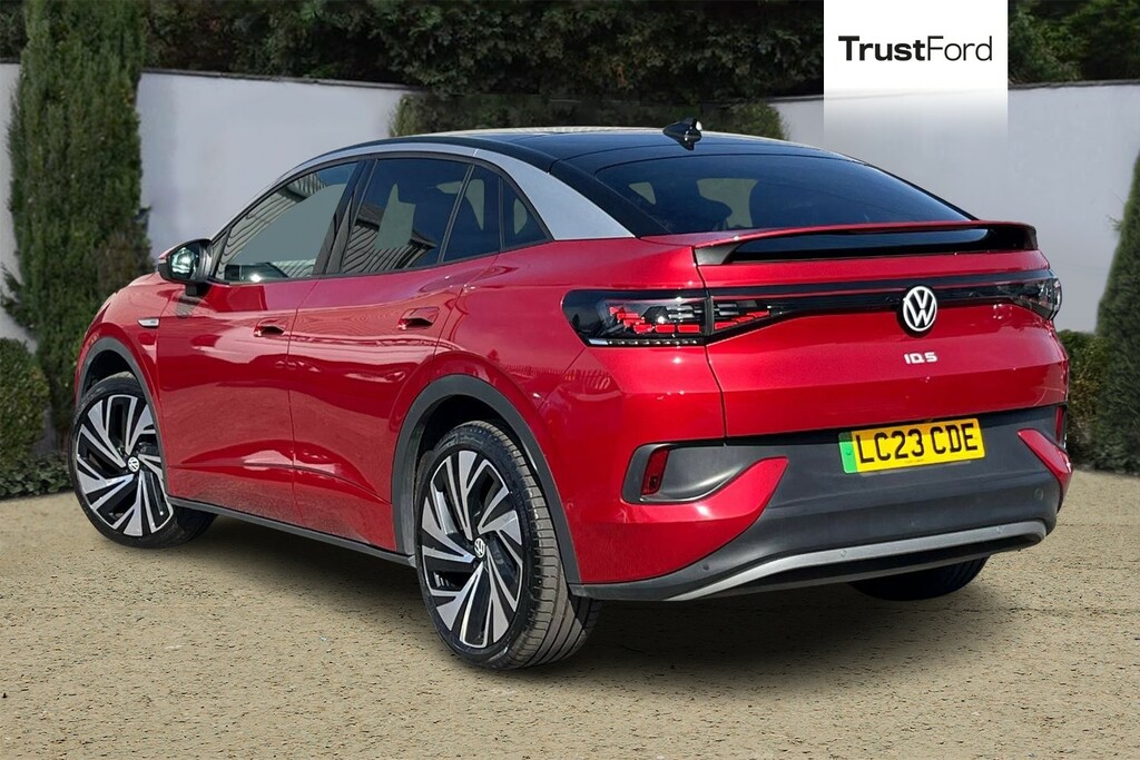 Volkswagen ID.5 128Kw Style Pro 77Kwh Red #2