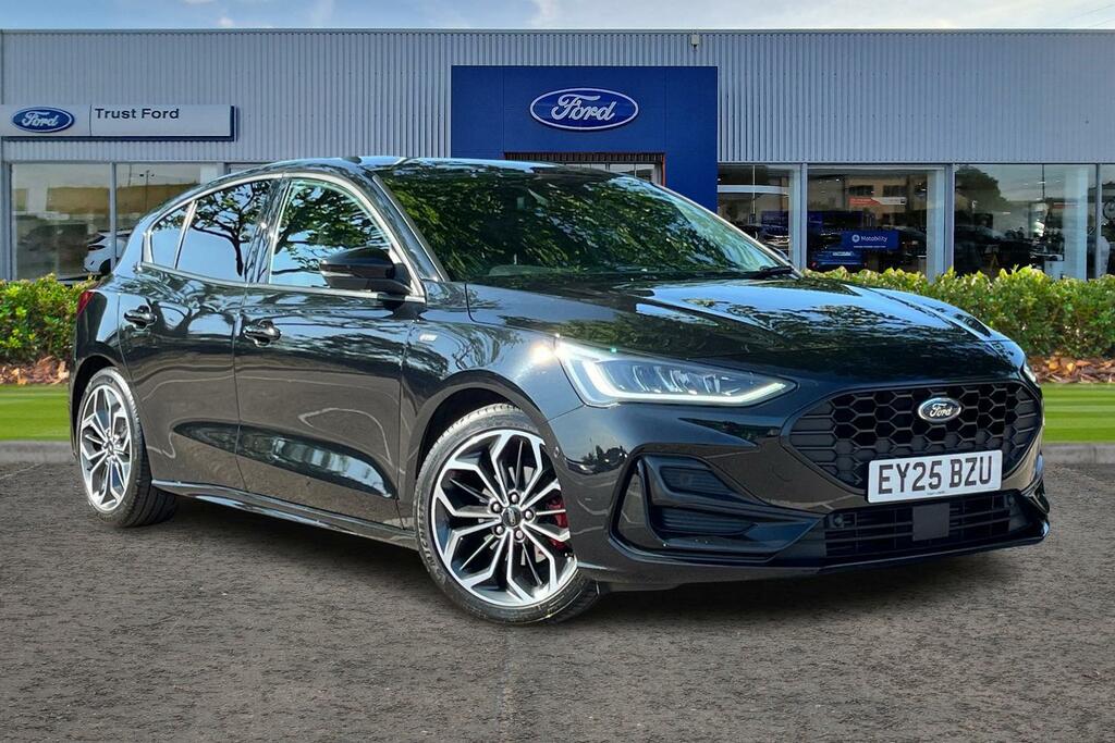 Ford Focus 1.0T Ecoboost Mhev St Line Estate Hybri White #1