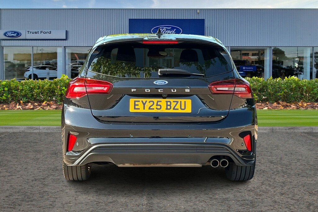 Ford Focus 1.0T Ecoboost Mhev St Line Estate Hybri White #7