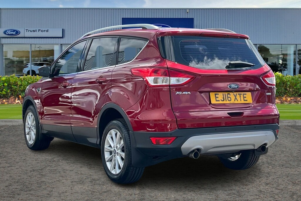 Ford Kuga 1.5T Ecoboost Titanium Suv Awd Eur Red #2