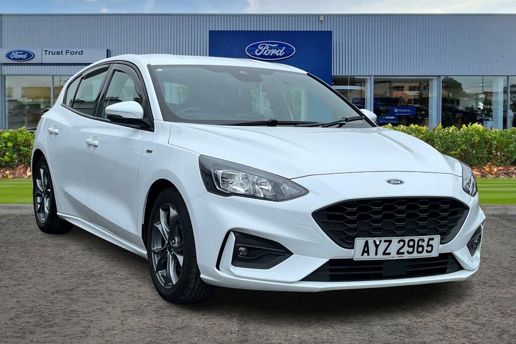 Ford Focus 1.0 Ecoboost 125 St-line White