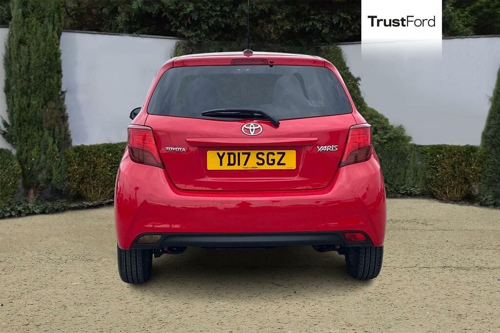 Toyota Yaris Hatchback 1.0 Vvt-i Icon Euro 6 201767 Red #7