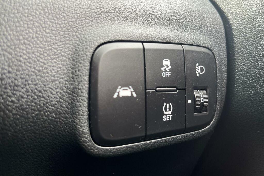 Hyundai I10 1.0 Play Hatchback Euro 6 67 Ps Blue #22
