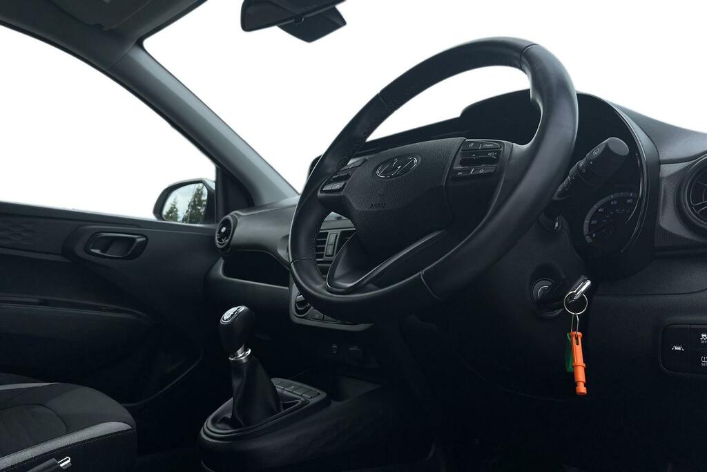 Hyundai I10 1.0 Play Hatchback Euro 6 67 Ps Blue #9