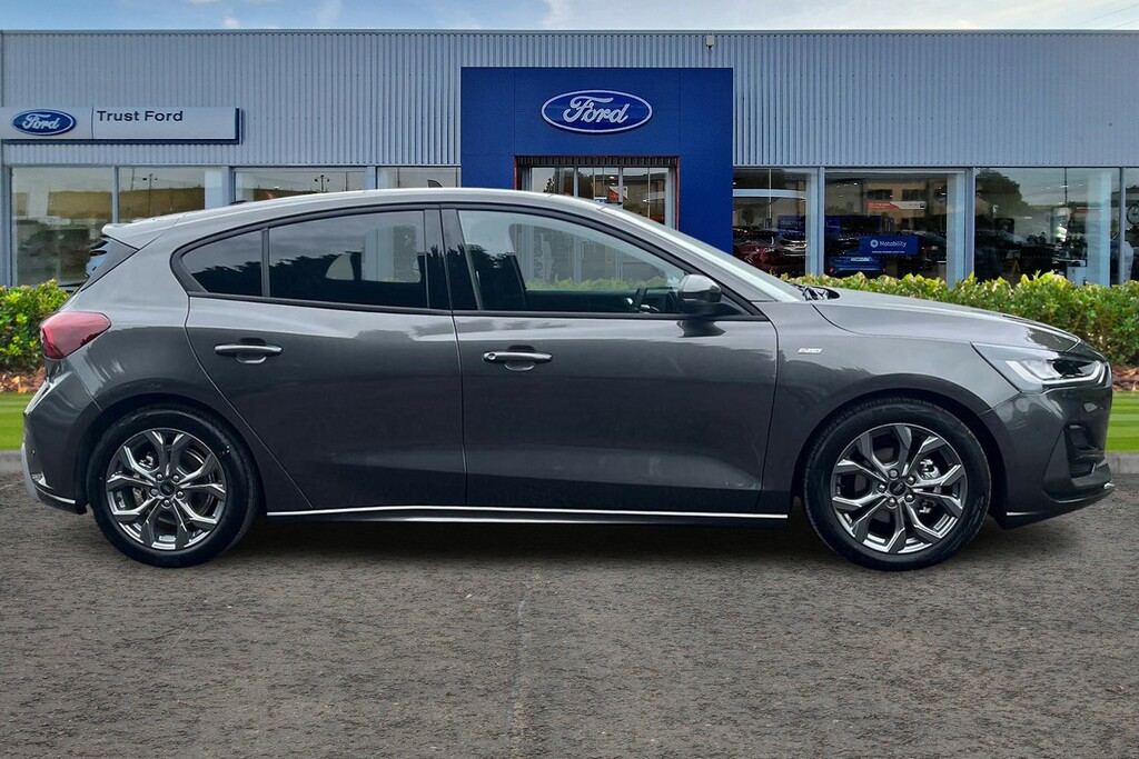 Ford Focus 1.0 St-line X Hybrid Euro 6 Ss Black #3