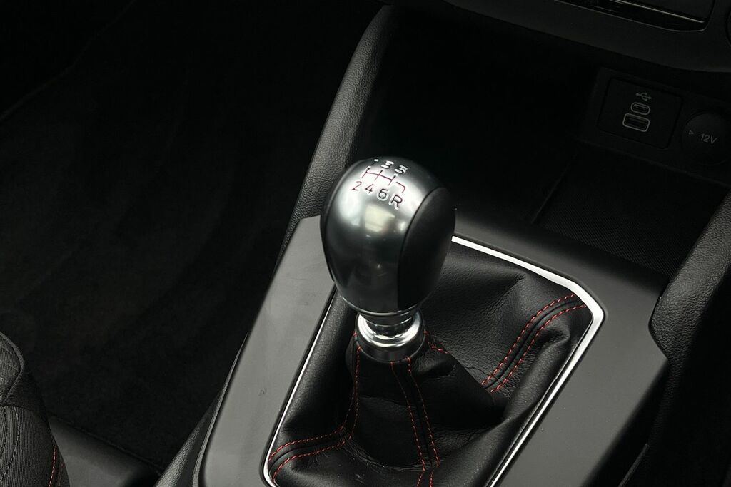 Ford Focus 1.0 St-line X Hybrid Euro 6 Ss Black #33