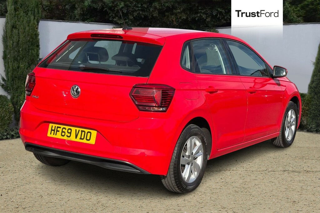 Volkswagen Polo 1.0 Tsi 95 Se Tech Edition Red #4