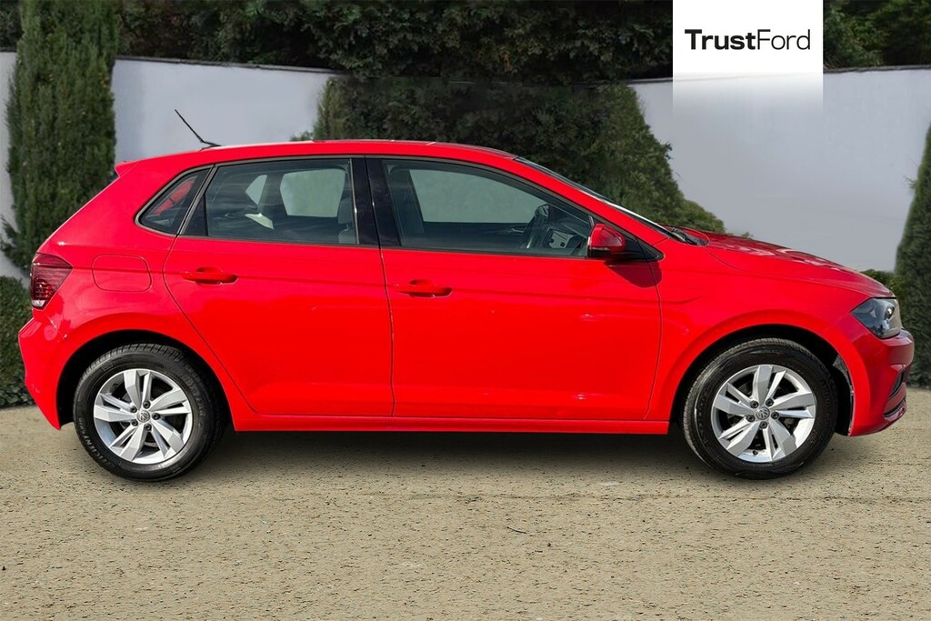 Volkswagen Polo 1.0 Tsi 95 Se Tech Edition Red #3