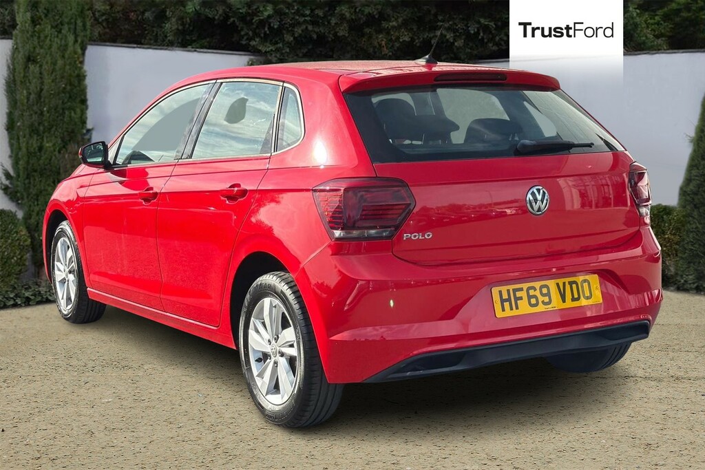 Volkswagen Polo 1.0 Tsi 95 Se Tech Edition Red #2