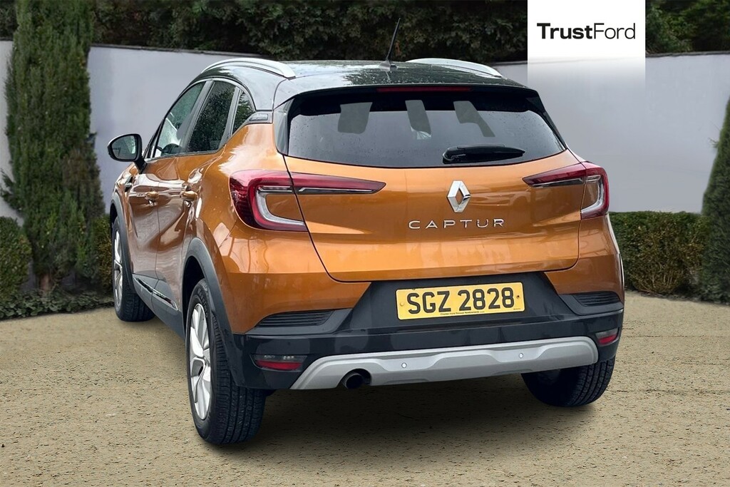 Renault Captur 1.5 Dci 115 Iconic 5Dr- Parking Assistance Black #2