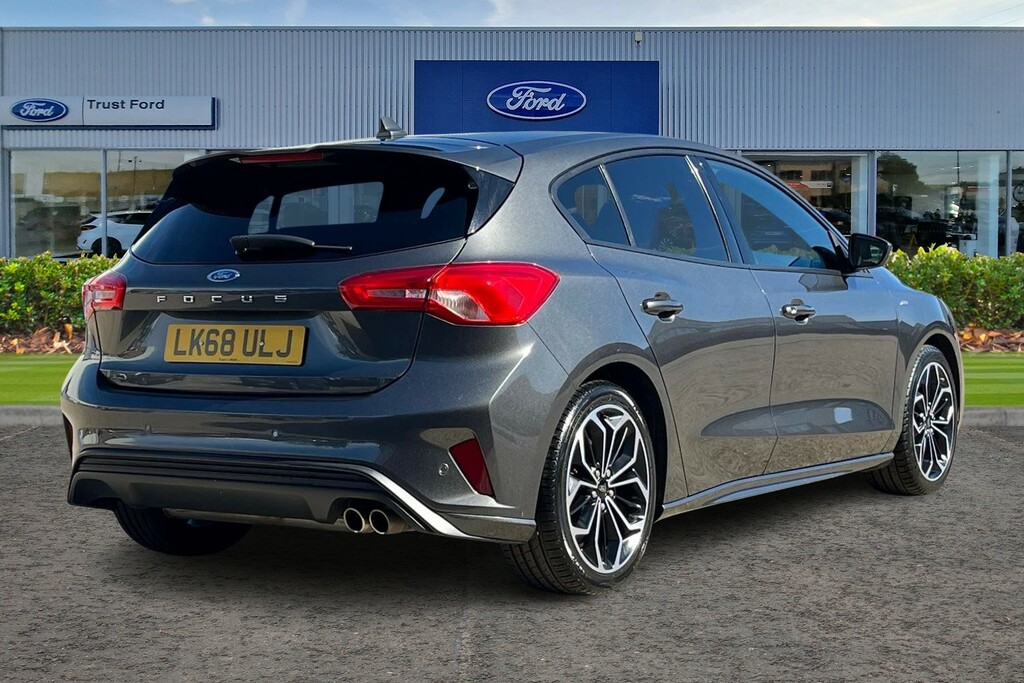 Ford Focus 1.0T Ecoboost St-line X Hatchback Manua Grey #4