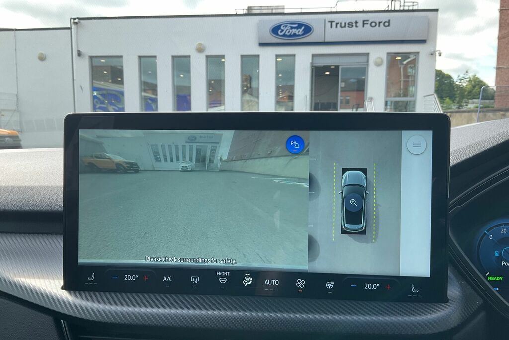 Ford Kuga Suv 2.5 Kuga St-line 2.5L Duratec Fhev 180P White #31