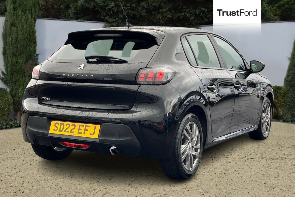 Peugeot 208 1.2 Puretech Active Premium Black #4