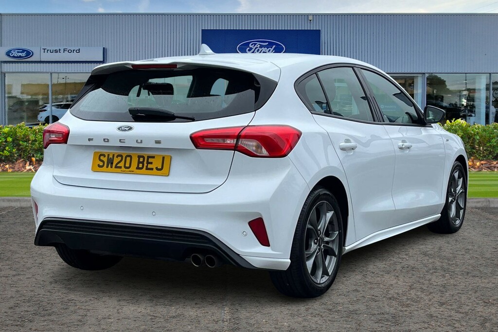 Ford Focus 1.0T Ecoboost St-line Hatchback Eu White #4