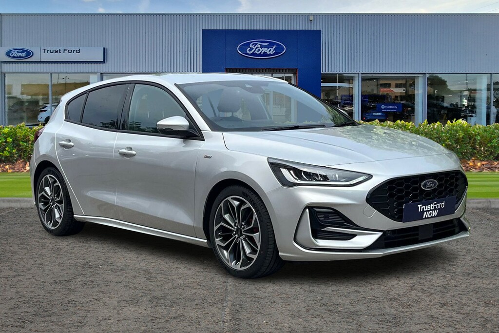 Ford Focus St-line X Silver