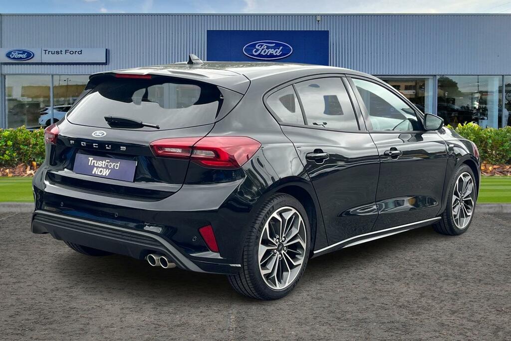Ford Focus St-line X Black #4