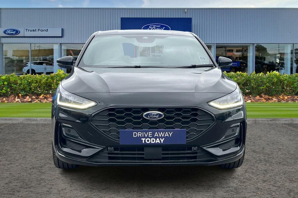 Ford Focus St-line X Black #6