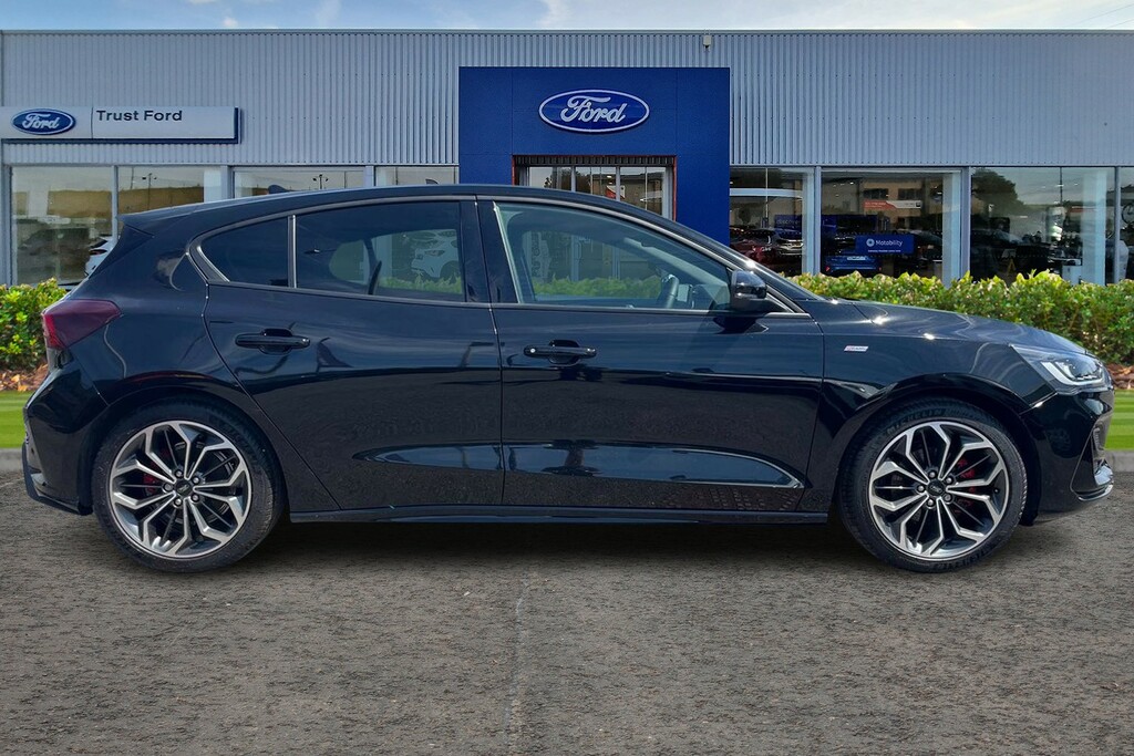 Ford Focus 1.0 Ecoboost Hybrid Mhev 155 St-line X Ed Black #3