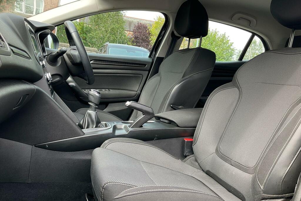 Renault Megane 1.3 Tce Iconic Sport Tourer Euro Blue #19