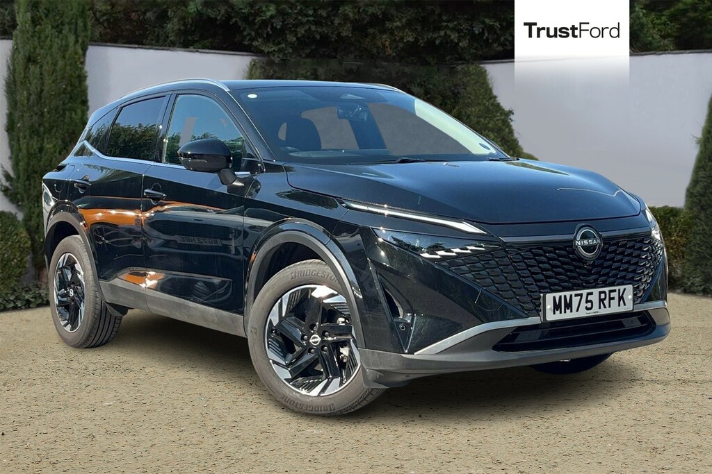 Nissan Qashqai 1.3 Dig-t Mh N-connecta 360 Camera Wireless Ch Black