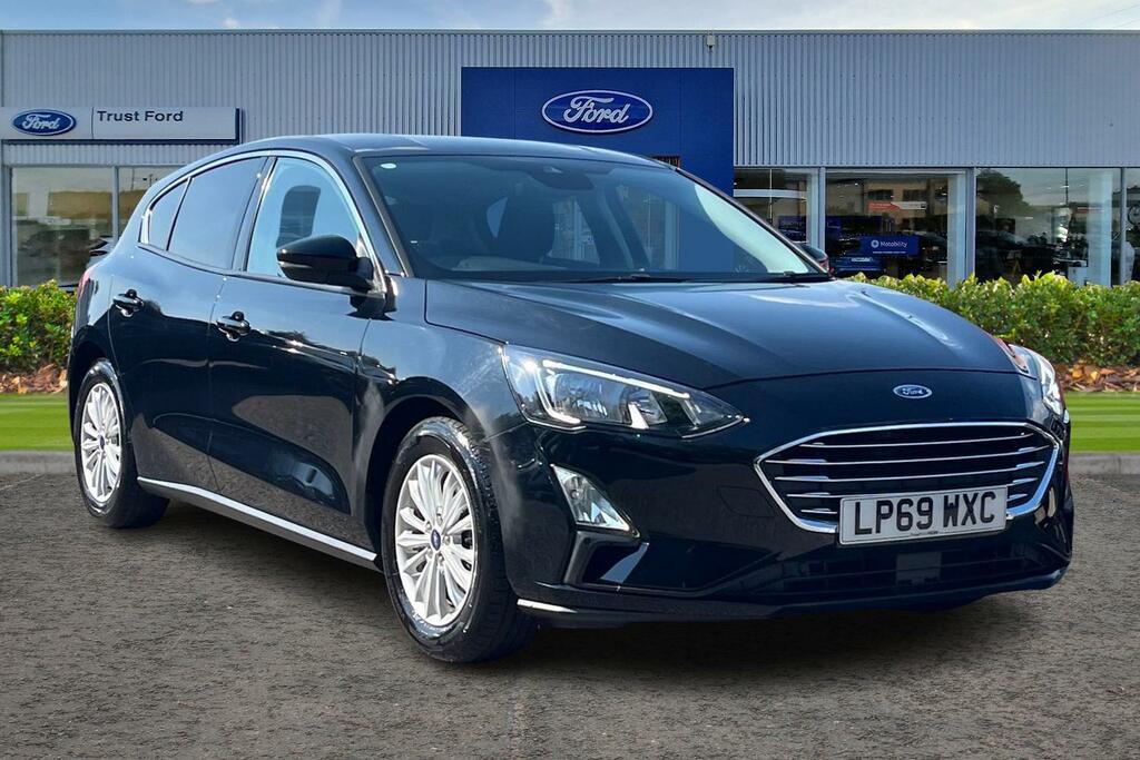 Ford Focus 1.0 Ecoboost 125 Titanium Black