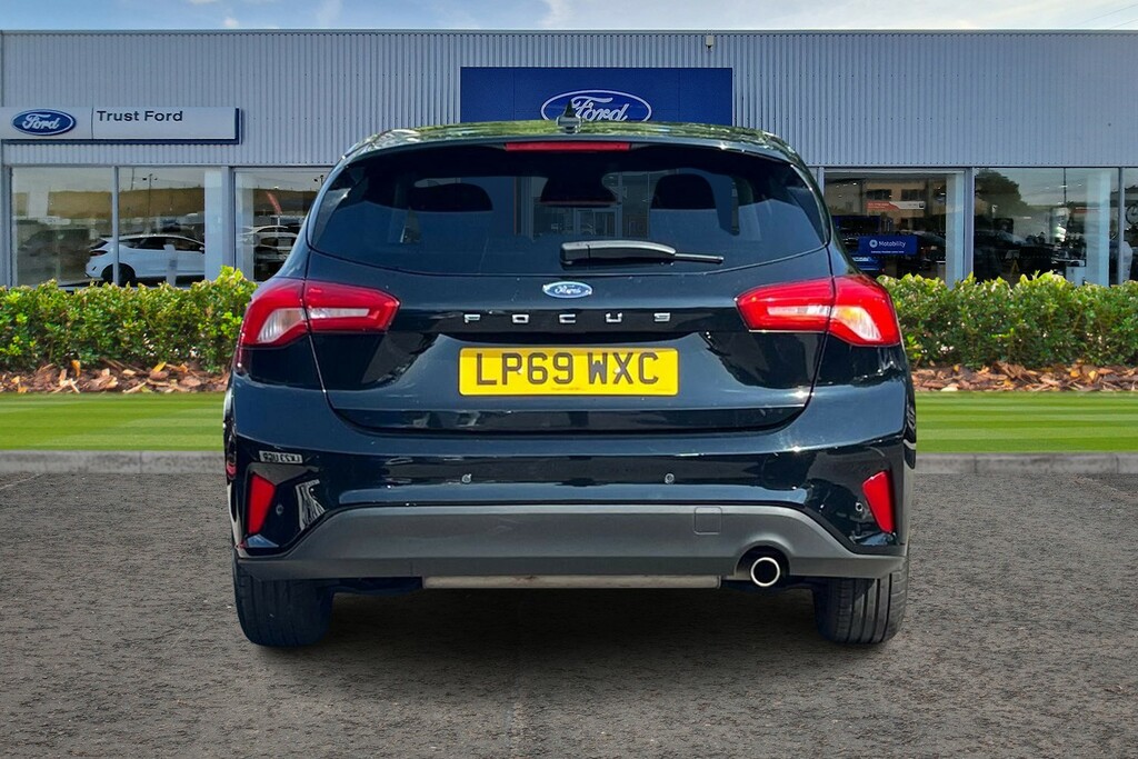 Ford Focus 1.0 Ecoboost 125 Titanium Black #6