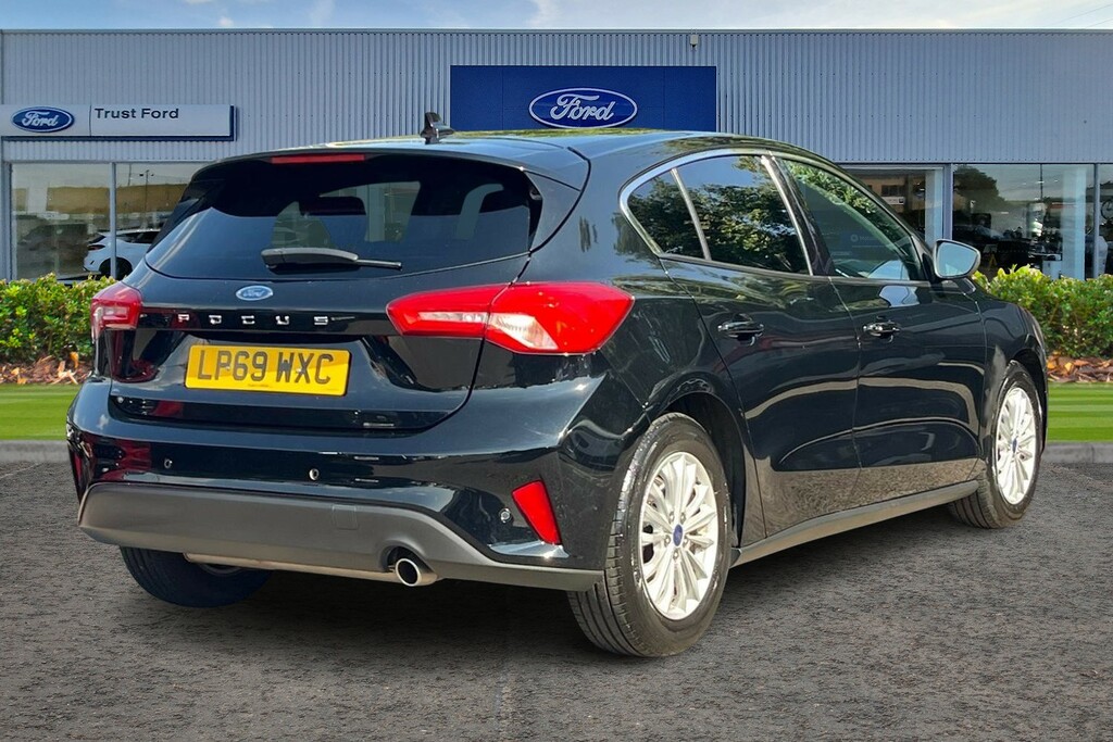Ford Focus 1.0 Ecoboost 125 Titanium Black #3