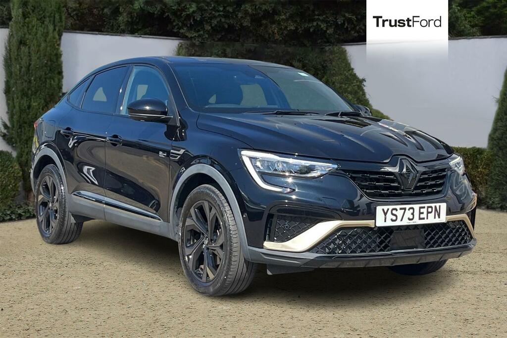 Renault Arkana 1.6 E-tech Full Hybrid 145 Engineered Black