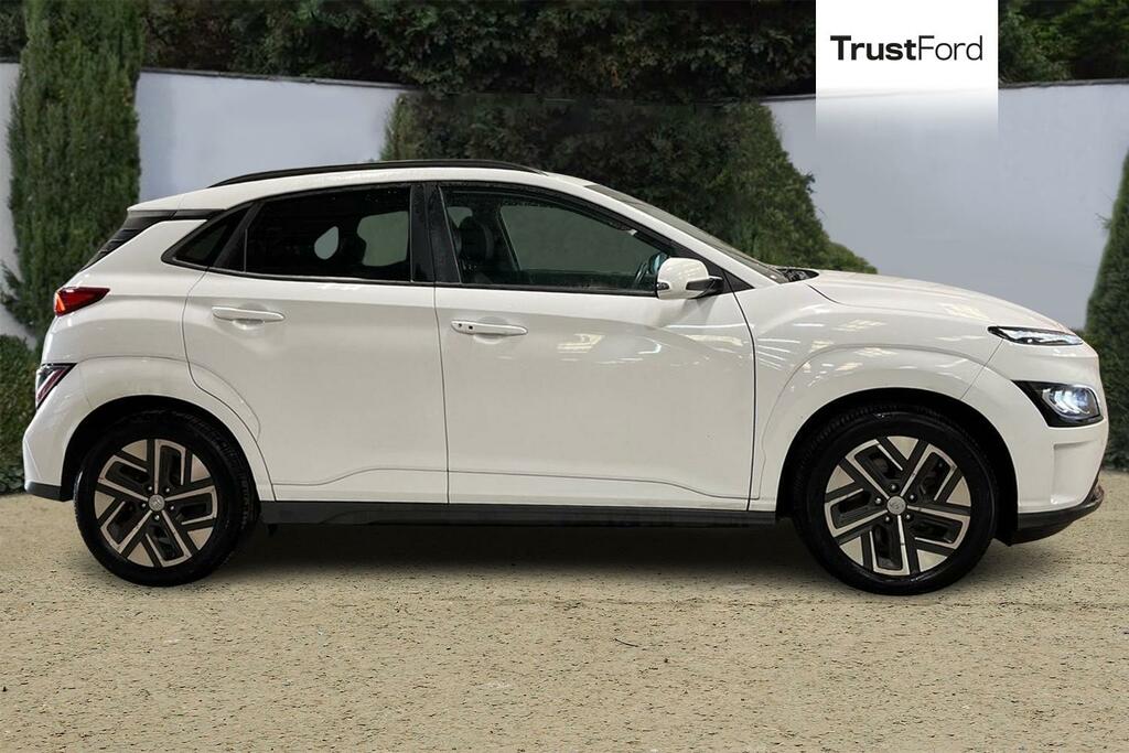 Hyundai Kona 150Kw Ultimate 64Kwh White #3
