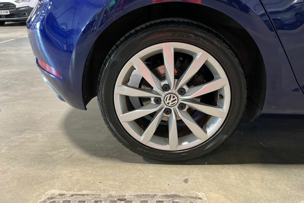Volkswagen Golf Gti Clubsport 40 Red #8