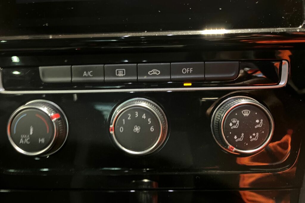 Volkswagen Golf Gti Clubsport 40 Red #30