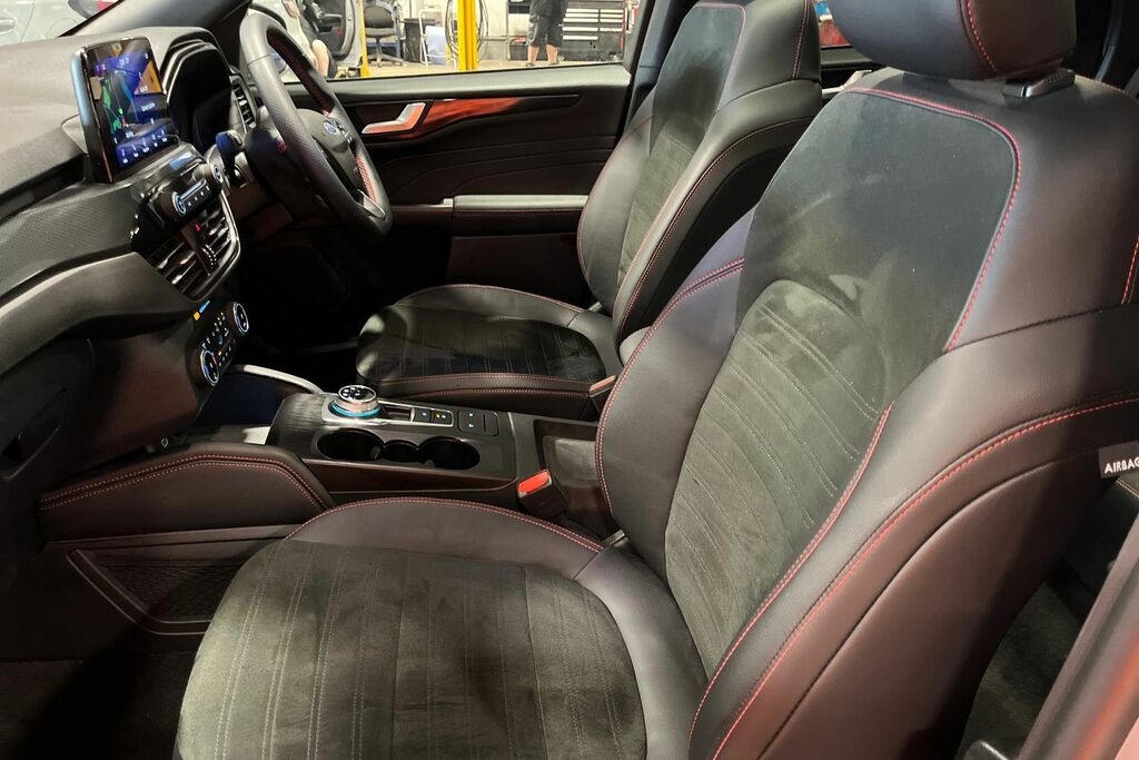 Ford Kuga 2.5 Phev St-line X Cvtopening Pan Roof - Heat Black #18