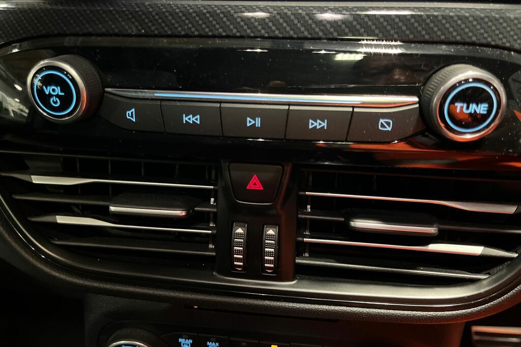 Ford Kuga 2.5 Phev St-line X Cvtopening Pan Roof - Heat Black #40