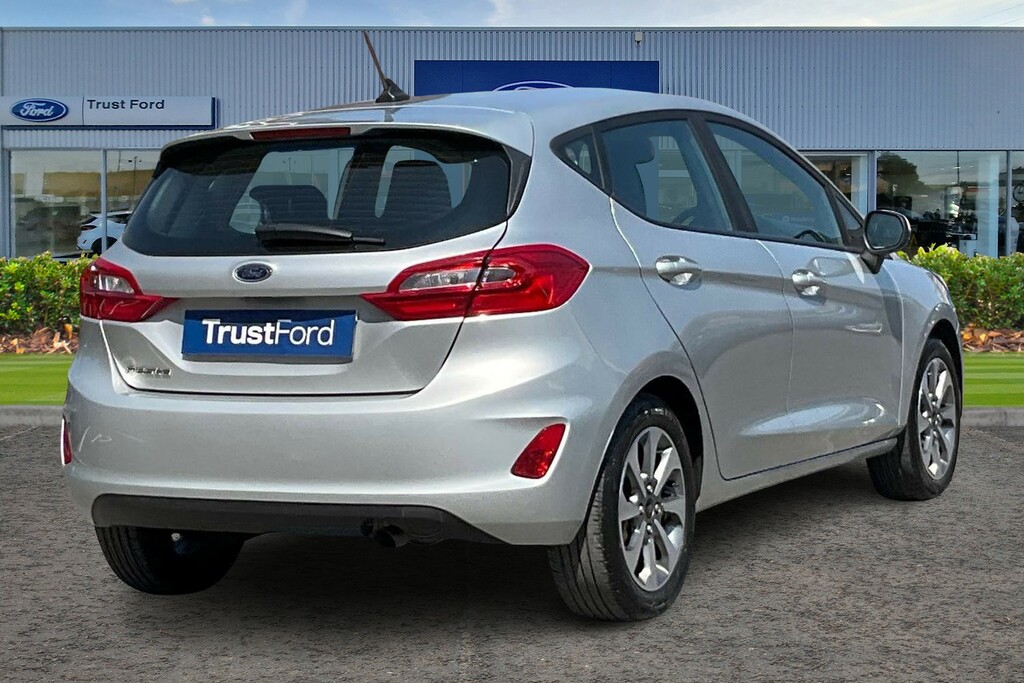 Ford Fiesta 1.1 75 Trend Navigation 5Drsat Nav - Apple Carpl Silver #4