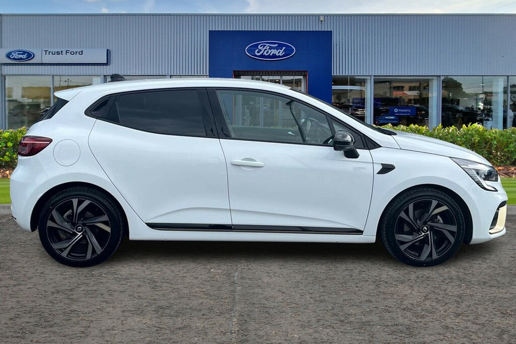 Renault Clio 1.6 E-tech Full Hybrid 145 Engineered SXZ6262 White #3