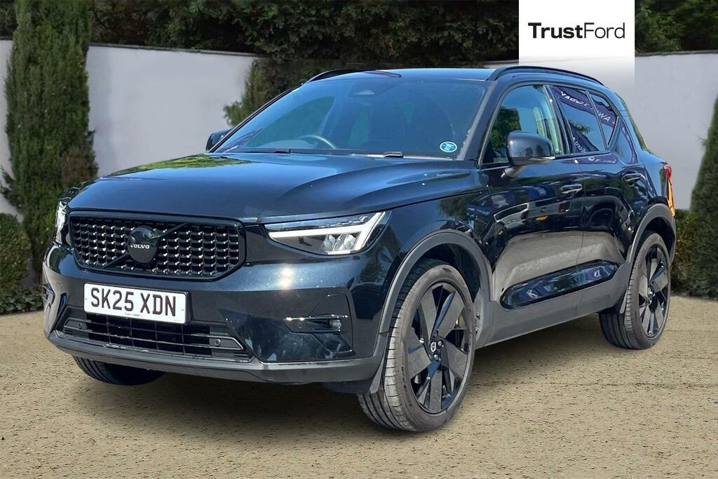 Volvo XC40 2.0 B4p Plus Black Edition Digital Dash R Black #5