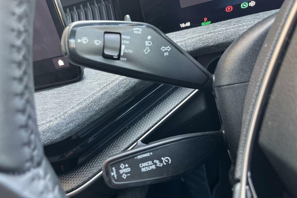 Skoda Superb Skoda Superb Estate Se Technology 2.0 Tdi 150 Ps D Black #14