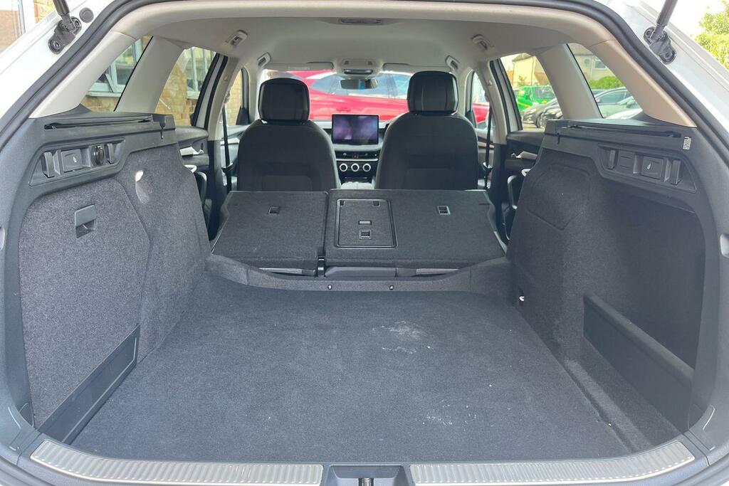 Skoda Superb Skoda Superb Estate Se Technology 2.0 Tdi 150 Ps D Black #23